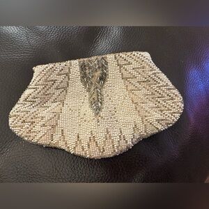 Vintage Elegant Beaded Clutch in Cream